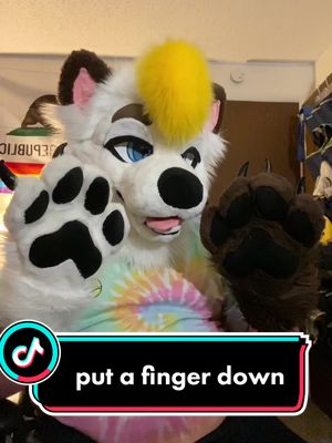 A post by @awwhecc on TikTok caption: … but its SO FUN THO 🥴 #OscarsAtHome #furry #fursuit #furriesoftiktok #fyp #furryfandom #furrytiktok