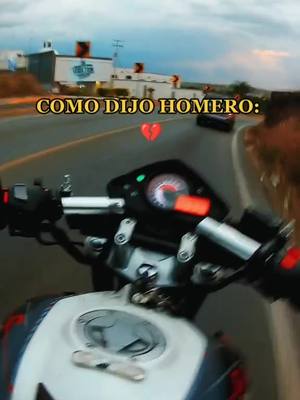 A post by @alejandrojuarezsalinas on TikTok caption: #parati #viral #motos #250z #locosporlasmotos #hermanosbiker😎👹 #biker #amor #homero