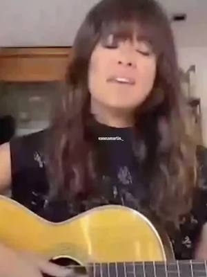 A post by @vanesamartin._ on TikTok caption: @vanesamartin_ 😭🥺❤️#vanesamartin #vanesa #parati #viral #fyp #foryou