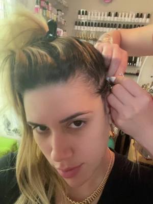 A post by @usermariarv on TikTok caption: @user1994898341602 #cuba #hairstyle