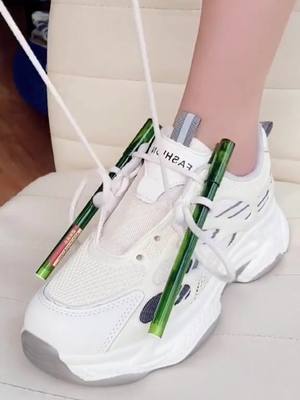 A post by @nidout on TikTok caption: #shoelace