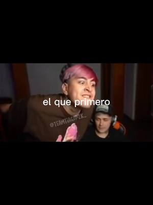 A post by @teamtiagopzk_ on TikTok caption: se juntan y explota twitch 😂 #tiagopzk🛐🛐 #litkillah🔥 #losdelacasa #litkillahstream #twitchclips #losdelespaciomami