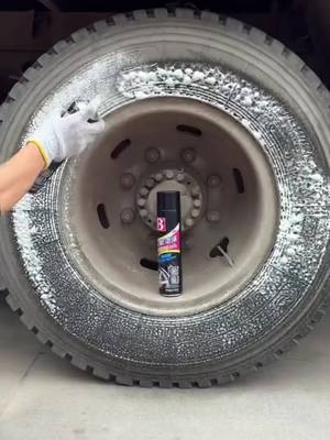 A post by @idwenn on TikTok caption: Cleaner your tyre #idwenn