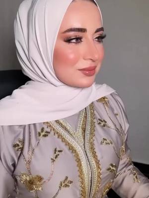 A post by @rojda__makeup on TikTok caption: Makeup by my #makeuptutorial #makeupartist #simplehairstyle #queen#rojda_makeup  🤍