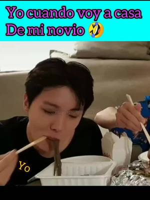 A post by @armys.ipurpleyou on TikTok caption: Si soy 🤣 #MercadoLibreLooks #memesbts #humor #bts #jhope #jimin #taehyung #viral #parati #fyp