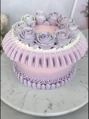 A post by @cakehold on TikTok caption: #cutecake #buttercreamfrosting #beautifulcake #happybirthday #decoration #cakedecorating