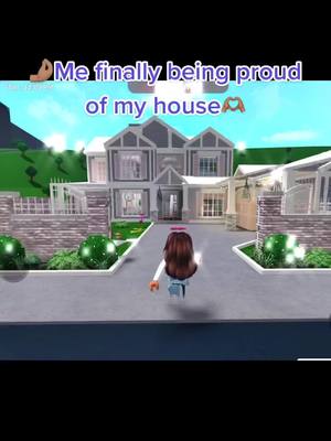 A post by @ashxblox on TikTok caption: This happens way too often 💖 #bloxburg #houses #viral #roblox #friends