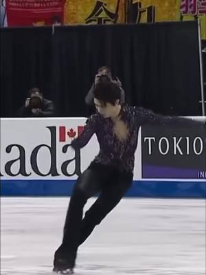 A post by @yuzuruoi on TikTok caption: Origin 2.0 costume 😊🥰 #figureskater #figureskating #羽生結弦 #yuzuruhanyu #yuzuruhanyuedit #日本