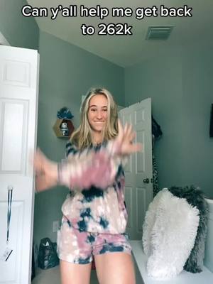 A post by @nichole.caroline on TikTok caption: Can y’all help me out