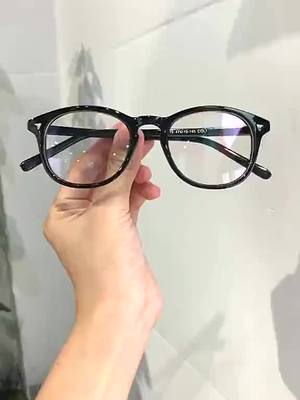 A post by @mytk3 on TikTok caption: Love life, love to share #dhgate #fypシ#Glasses#Sunglasses#Flat mirror#funny#daily#sew#copywriter#tiktok