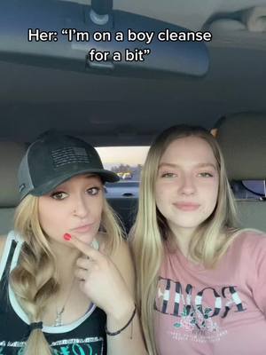 A post by @_taylor_tillery_ on TikTok caption: @mckenna_1_2_3 #comment #fypp