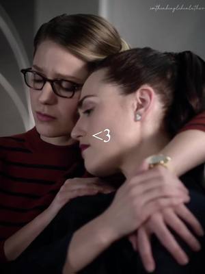 A post by @imthinkinglikealuthor on TikTok caption: the love they have for eachother is so special. || #katiemcgrath #supercorp  #jeremyjordan #melissabenoist #supergirl  #imthinkinglikealuthor #arrow