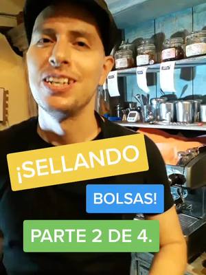 A post by @vampibarista on TikTok caption: ¿PLANCHAMOS? 🤭 #vampibarista #coffeeshop #baristatok #cafeteria #coffeee #coffeelovers #café #AprendeEnTikTok