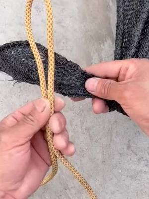 A post by @tabeud on TikTok caption: #rope#knot #KitchenHacks #fyp