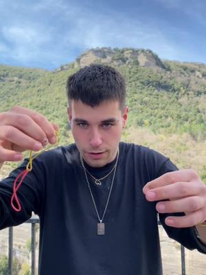 A post by @quimcarpio on TikTok caption: Te gustó?🤩 #asmr #magic #landscape #magician #mountain #fy