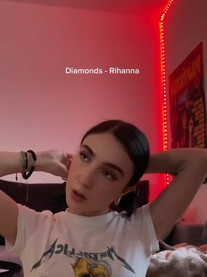 A post by @rojiyil on TikTok caption: #hamburg #fyp #diamonds #rihanna