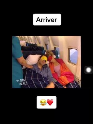 A post by @bananaxytb on TikTok caption: #charo #ungarsunefille #abonner_max🔝 #fyp #pourtoi #loulou #2000 #vacance #fornite