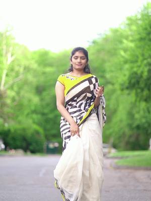 A post by @usloteluguammayi on TikTok caption: 🖤🕊#fyp #usloteluguammayi #slowmo #walk #saree #pawankalyan