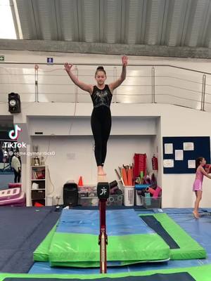 A post by @esme.gymnastics0 on TikTok caption: 🤩🤩#esmegymnastics0 #fyp #tiktok #gymnastics #beam @tiktok