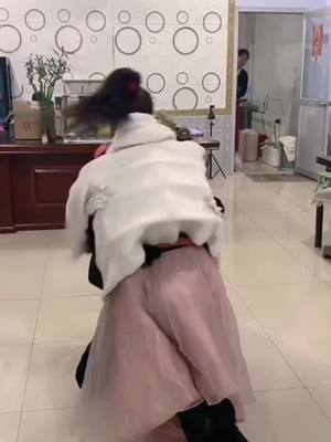 A post by @pretty.woman8 on TikTok caption: #funnytiktok