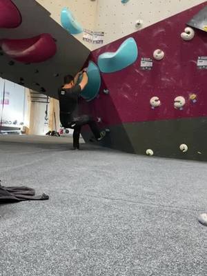 A post by @klettermaxe3485 on TikTok caption: #boulderbundesliga #blockbarock #bouldernmachtglücklich #bouldering #ninjawarriorgermany #ninjawarrior #trend #foryou