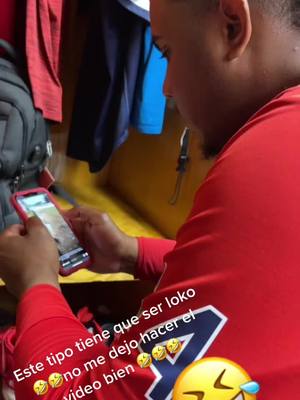 A post by @la.batiida30 on TikTok caption: Cuando te pones a molestar a el que más molesta 🤣😂🤣🤣😂🤣 #fyp #parati #funny #viral