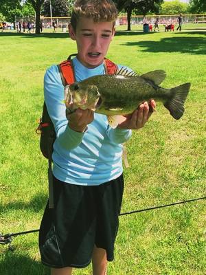 A post by @rowanbefishin on TikTok caption: The multicolor braid is from @truebraid and it does not gray and is soo smooth and the senkos are from @Mike and they sure catch fish#senkos #bassfishing #bass #fyp #wisconsin #largemouthbass #topwater