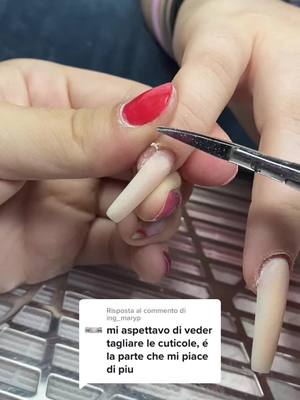 A post by @marynenails on TikTok caption: Rispondi a @ing_maryp  #tagliocuticole #nails #perte #preparazioneunghie