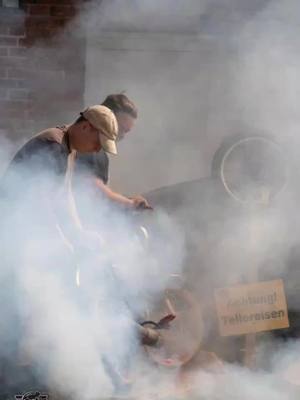 A post by @niknau6 on TikTok caption: #s51 #simson #famepartsaberkeineleistung #👀 #simsontreffen #s51#gas#tuning simson treffen