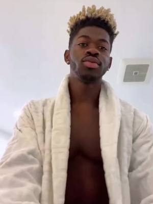 A post by @billieeilish1120 on TikTok caption: Lil Nas X having break down about chapstick #lilnasx #fyp #foryou