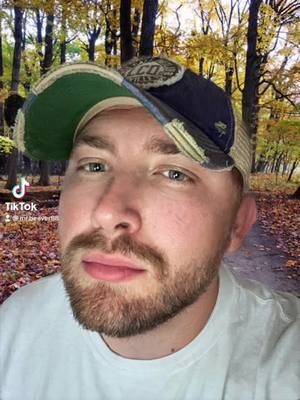 A post by @mr.beaver88 on TikTok caption: #country