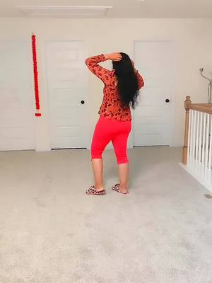 A post by @souzyash on TikTok caption: Pakka stand thiyyatam marchipoya 😂 beat start #foryou #foryoupage #dance #bgm #chiru #dancelove #telugu #sweethome