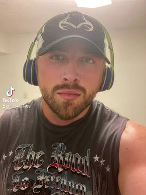 A post by @mr.beaver88 on TikTok caption: Gym time#country #fitness