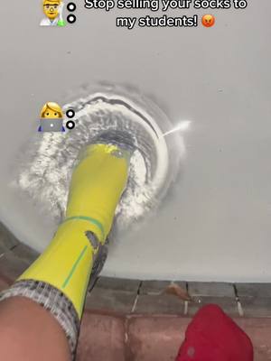 A post by @cloudywalks.com on TikTok caption: Should we give him a pair? 🤔 Yellow = waterpoof socks. Red = dri fit socks. #waterproof #socks #hack