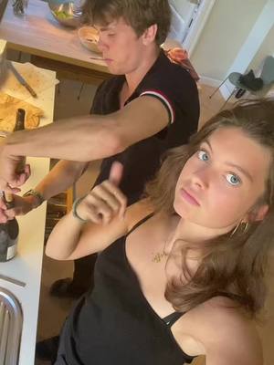 A post by @mathildekierkegaard on TikTok caption: Vinsluggis😙