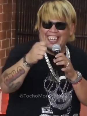 A post by @tochomorochoalv on TikTok caption: El hijo cocodrilito 🐊😂 #Chistes #Humor #Comedia #ElChulo