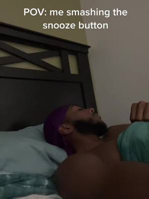 A post by @dre_king101 on TikTok caption: Definitely live footage #fyp #snooze