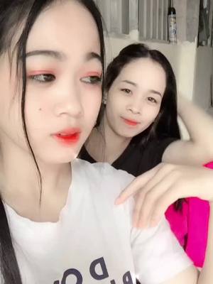 A post by @user8458284088095 on TikTok caption: #មេពេញក្ត🤣🤣 #ខ្ដេតកណ្តាលផ្ទះខ្ញុំ