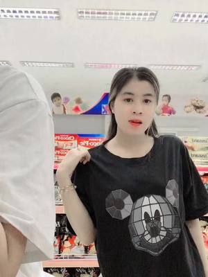 A post by @ryka268 on TikTok caption: #fyp #ផុសអត់អ្នក__like🙃 #Kä