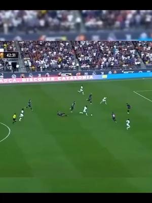 A post by @footballtiktoks77 on TikTok caption: El Clásico 🔥🔥🔥##ElClasicofyp#viral