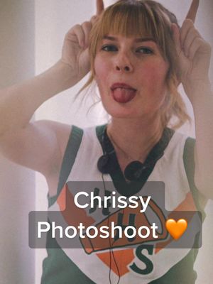 A post by @quialastaris on TikTok caption: first pictures from my Chrissy cosplay photoshoot with @andibaze 🧡 please be kind 🥺 #chrissycunningham #chrissycunninghamedit #chrissycosplay #eddiemunson #strangerthings #strangerthings4