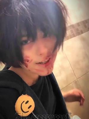 A post by @eli_creepypasta on TikTok caption: muy lindo el dibujante xd ᰔᩚ #bloodiepainter #bloodiepaintercosplay #creepy #creepypastasedits #edits #pyeeeeeeeeeeeeeeee #contenido #apoyo? #mibebitofiufiu🥰 #creepys #paratiii #fyp #fyeシ #paratiii #creepypasta #viral #viralvideo #viraltiktok #pinchetiktokponmeenparati #xd