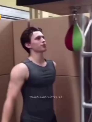 A post by @tomhollandishotxx..x.2 on TikTok caption: 😭😭😭#tomholland #funny #LOLL #lol #LOL #tomhollandedit #capcut #foryoupage❤️❤️❤️foryou💞💞 #spedup #foryoupage❤️❤️❤️foryou💞💞💜 #celebcrush #foryoupage #tomhollandedit #tomholland2013 #tomhollandismyhusband #tomhollandismyhusband #foryou #foryoupage❤️❤️❤️foryou💞💞 #fypシ