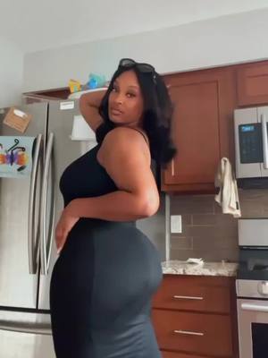 A post by @juscallmediamond on TikTok caption: Thank God, right? 😍 anywho happy Friday!#hourglassfigure #itsthebodyforme #thickwomen #builtnotbought #fitnessmotivation #naturalbodiesmatter #bodygoals #beforeandafter #imaddicted #workoutmotivation #sundressseason #viralreels #contentcreator