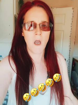 A post by @catherinequigley4 on TikTok caption: #stopthelights i fucked up 🤣🤣🤣🤣