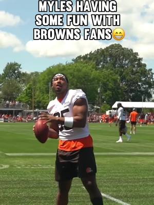 A post by @cj_editz23 on TikTok caption: Good guy Myles #fyp #WeStickTogether #MickeyFriendsStayTrue #viral #CVSPaperlessChallenge #trend #trending #browns #mylesgarrett #cleveland #cj_editz23