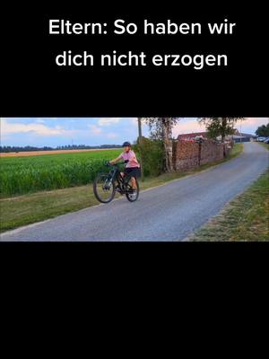 A post by @elias12418mtb on TikTok caption: @wibmerfabio @lukasknopfmtb @wibmergabriel @erik_fedko @luis.freitag #viral #tiktok2022 #followformorevideo #mtb #canyon #street #Tricks