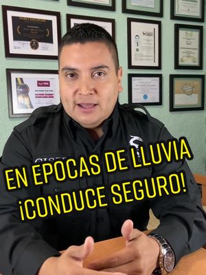 A post by @eduardotovar_cispe on TikTok caption: ¡Conduce más seguro! ⚠️ con estos 3 importantes tips para evitar accidentes y lesiones 🚗 #coches #accidentes #viajes #carretera #seguridad #noticias