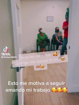 A post by @antoniotercero08 on TikTok caption: #parati #foryou #foryoupage 😘😘😘😘