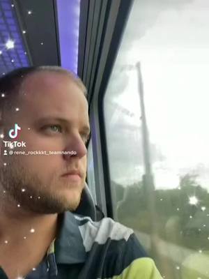 A post by @19rene19hsvfb on TikTok caption: #kämpfer #traurig #aufgebenistkeineoption #fy #fy #foryou #foryoupage #viral #fypシ゚viral #fypシ #fouryou #fouyourpage